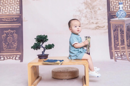 高安孕妇肚子上的黑线